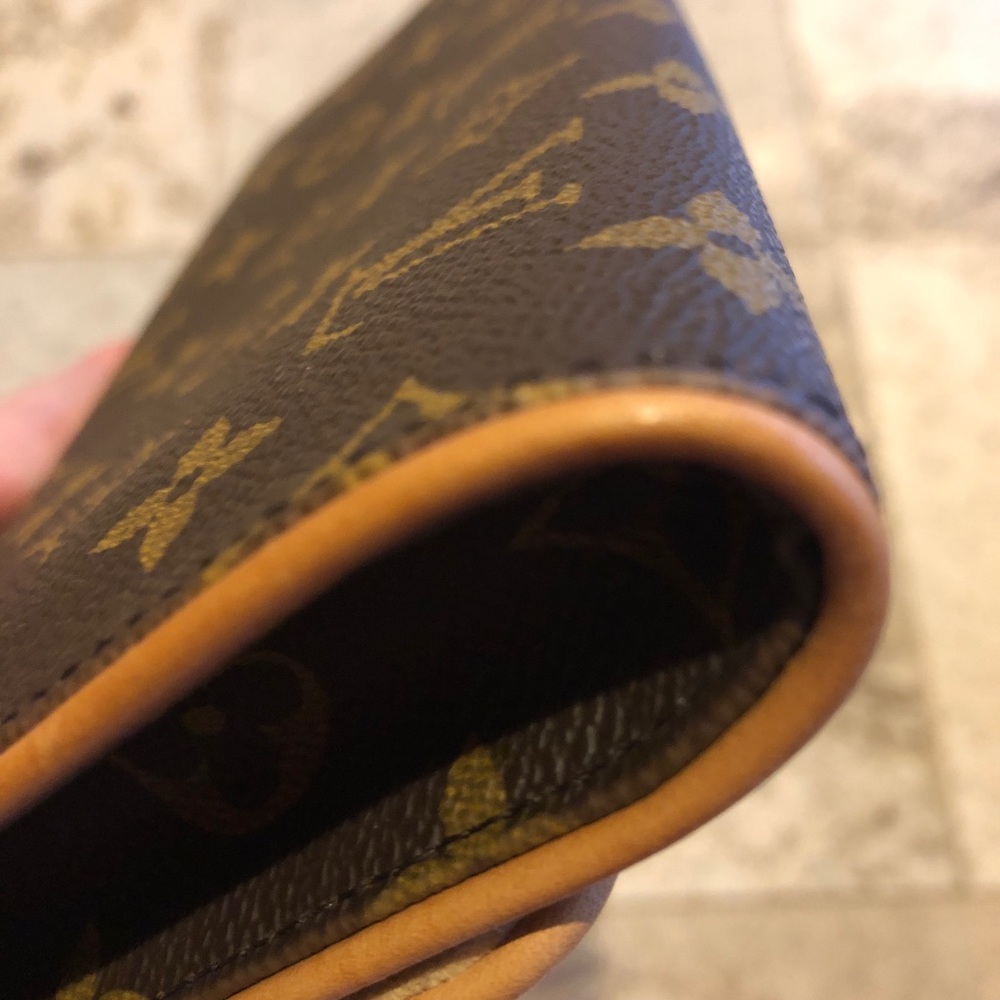 Vintage Louis Vuitton Monogram Pochette Twin GM - Picture 4 of 7